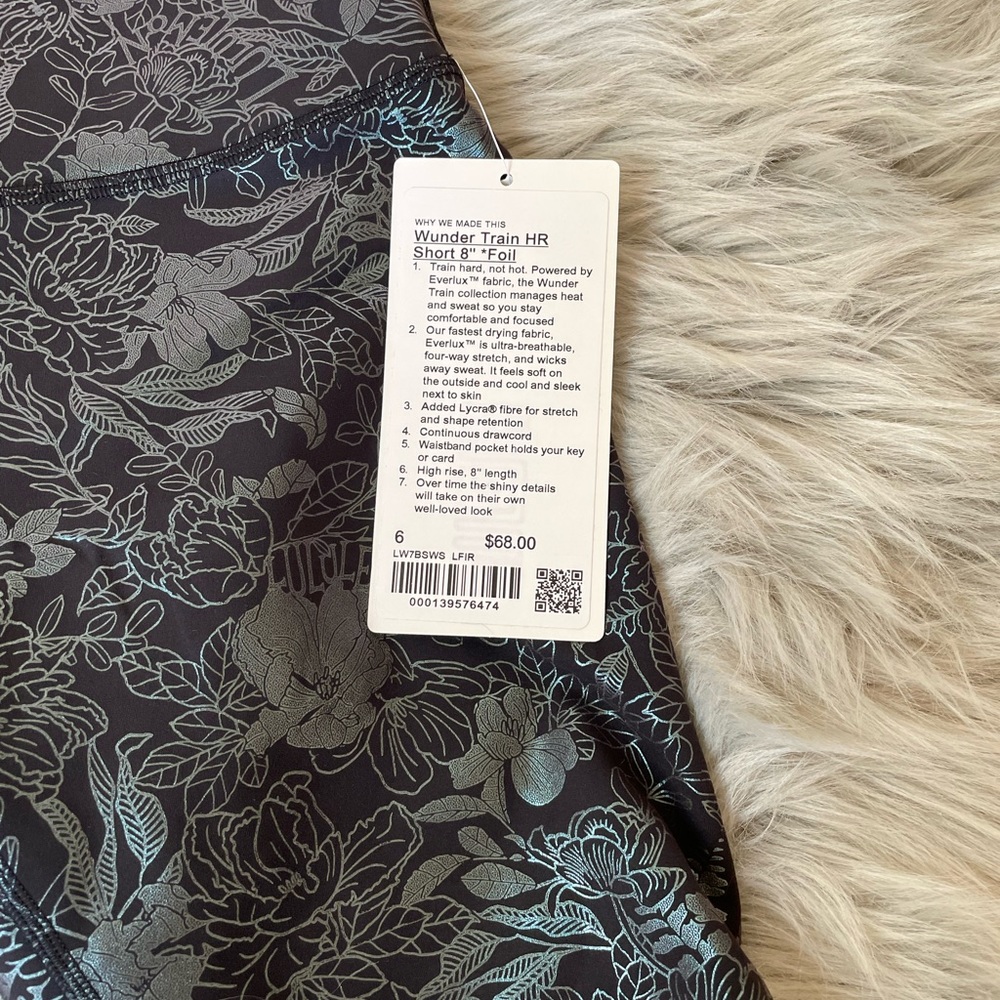 SOLD ONLINE STORE Lululemon Wunder train short - Picture 3 of 3